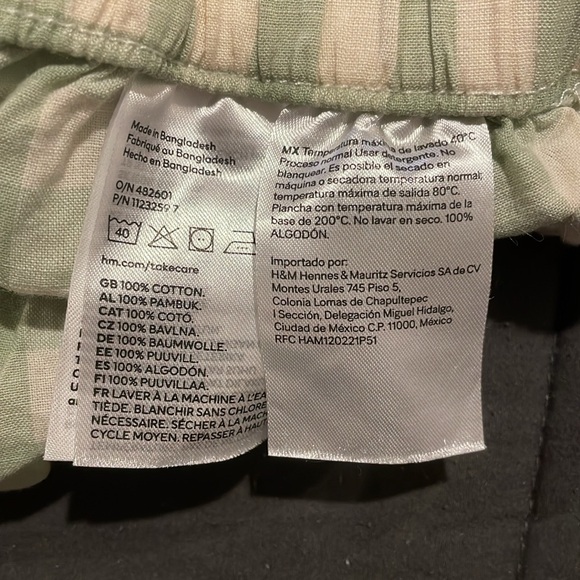 H&M cotton button down and shorts set - Picture 7 of 7